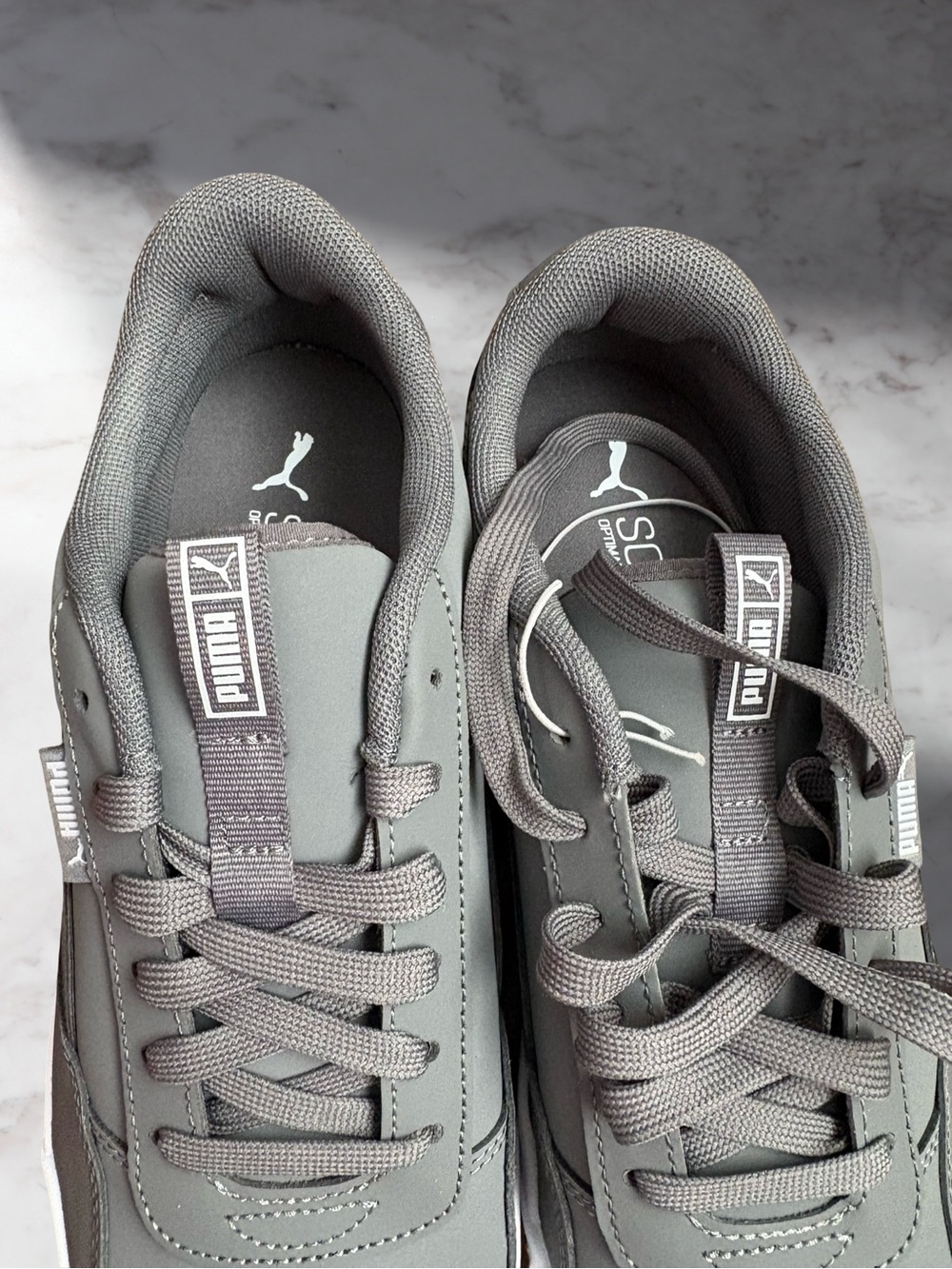New PUMA Men's Skate
Sneakers Lace Up Court Shoes
Color Gray Size 10.5 - Picture 5 of 7